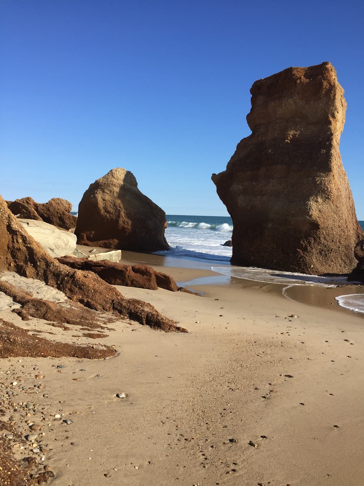 Lucy Vincent surf spot