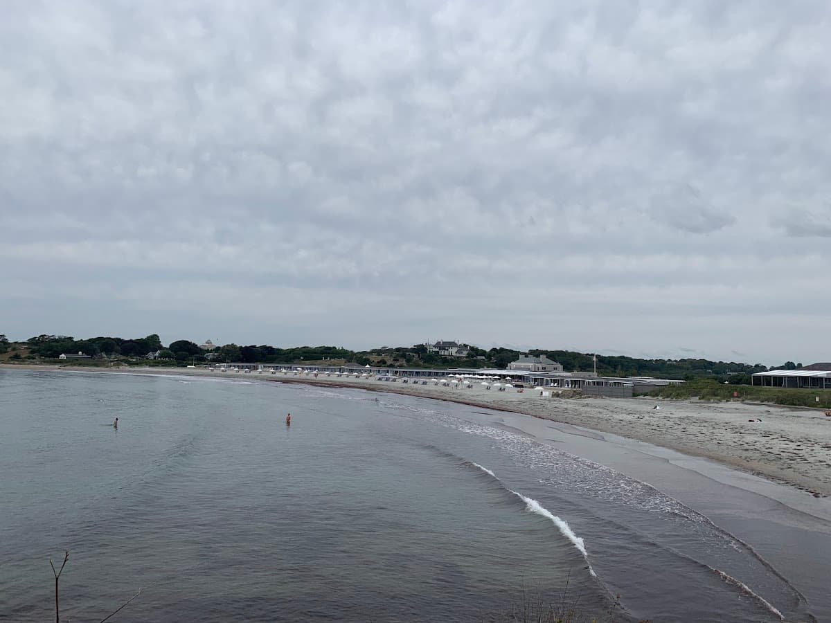 Bailey's Beach surf spot