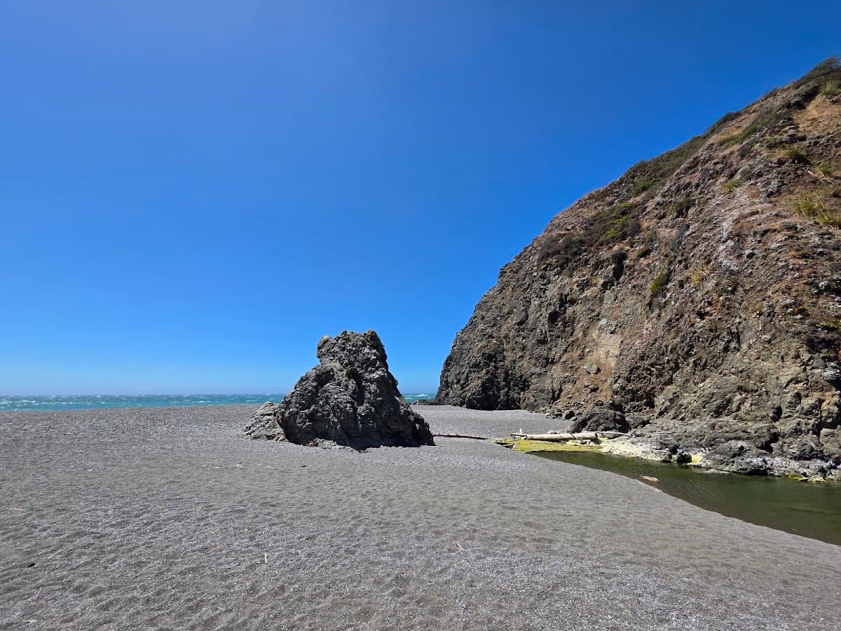 Russian Gulch surf spot