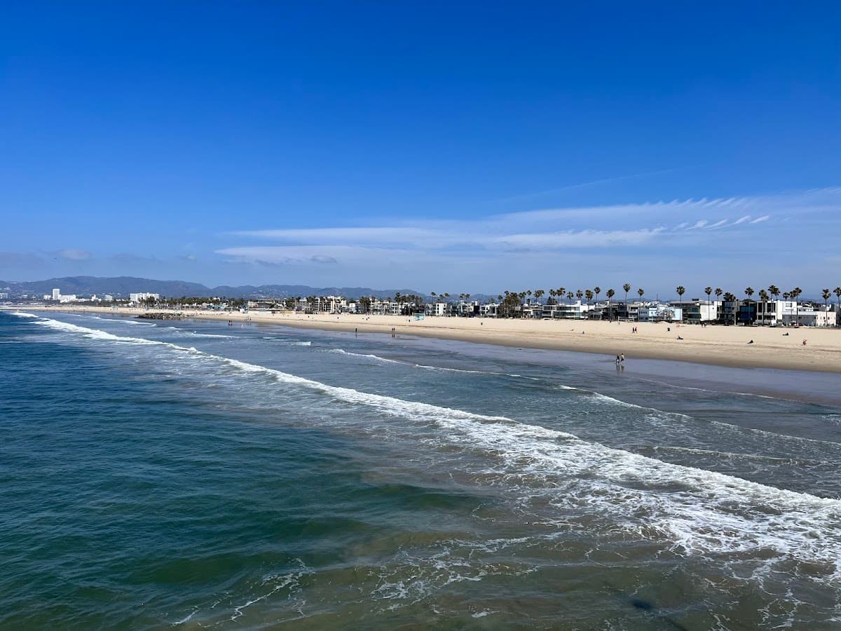 Venice Pier, Northside surf spot