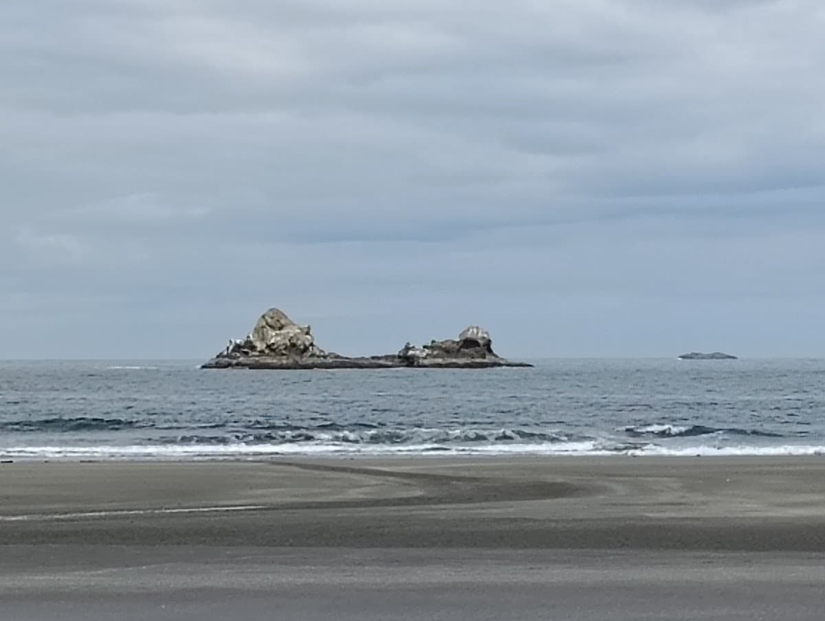 Tsoo-Yess Beach surf spot