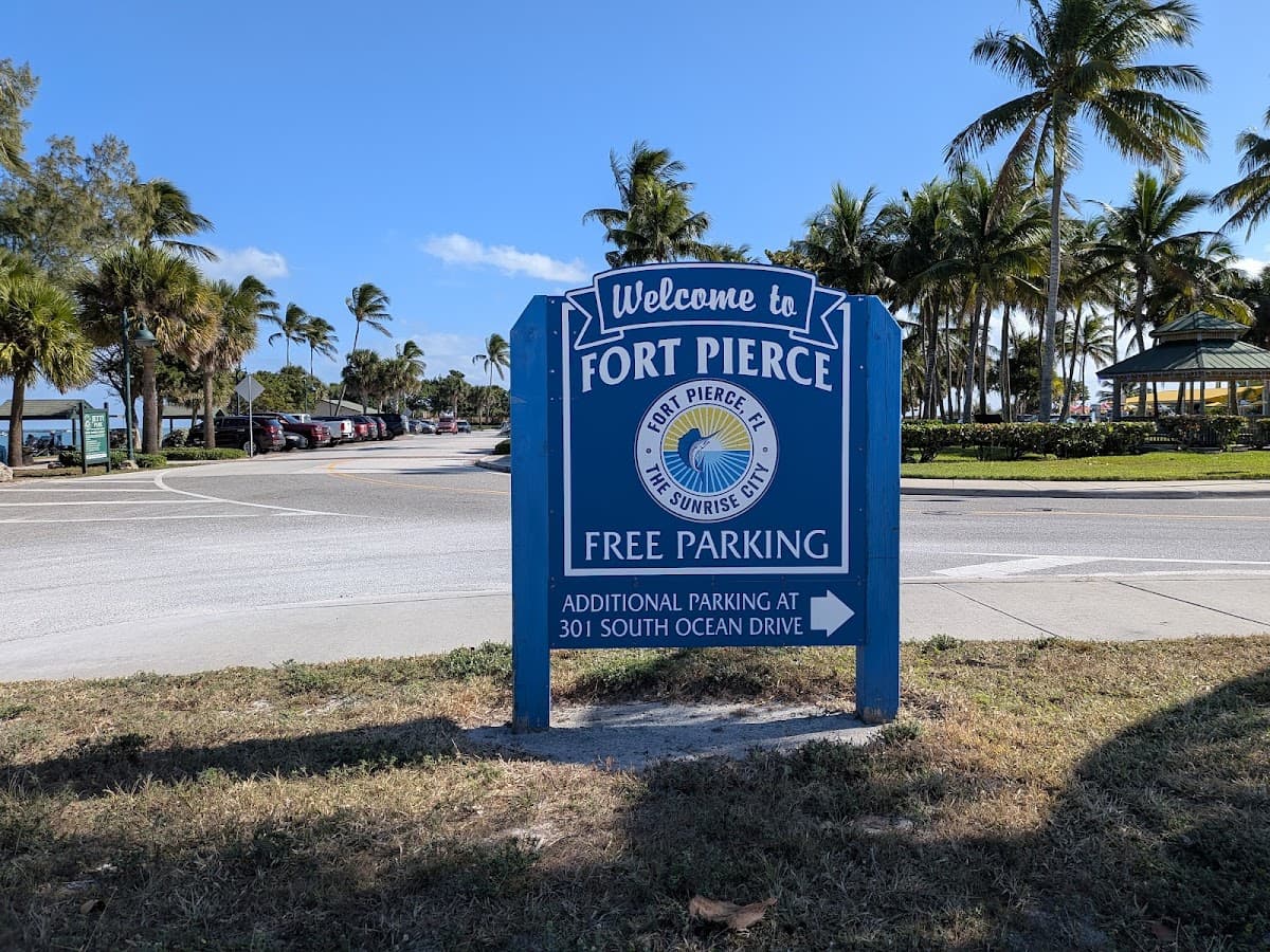 Fort Pierce North Jetty surf spot