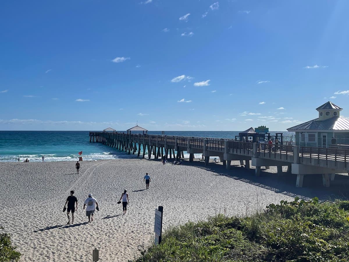 Palm Beach Jetties surf spot